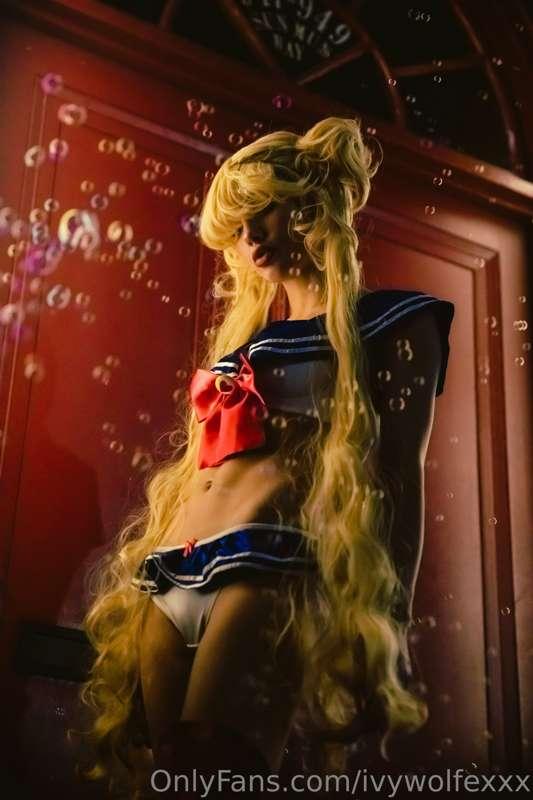 Am I your favorite Sailor Scout? 😋