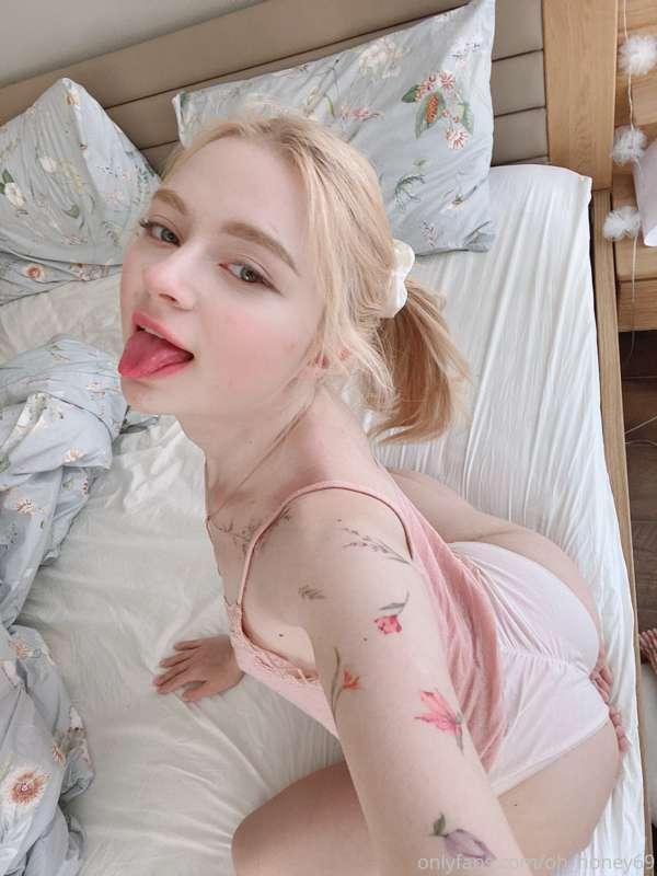 she woke up horny.
