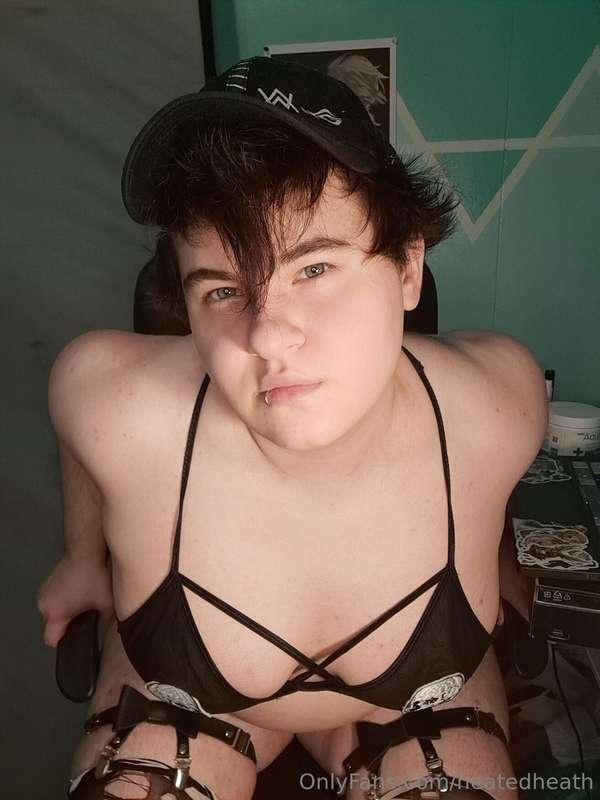 ftmboykeith image #0