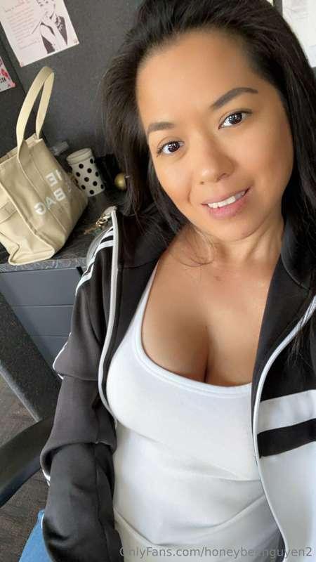 Hey babes! Happy Monday…in office today & a hair appointment..