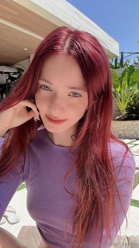 I'm enjoying the sun, why don't you enjoy me?😍👀