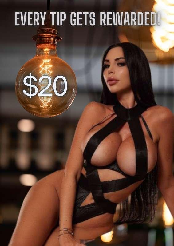 First person to tip 20$ will receive content worth 220$! + a..