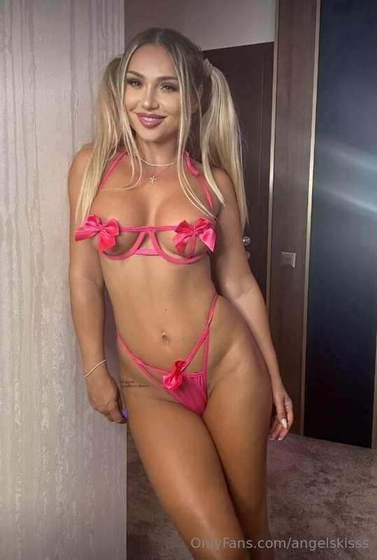 🎁FREE PAGE & FREE GIFT🍀Sweet, obedient, and just a little bi..