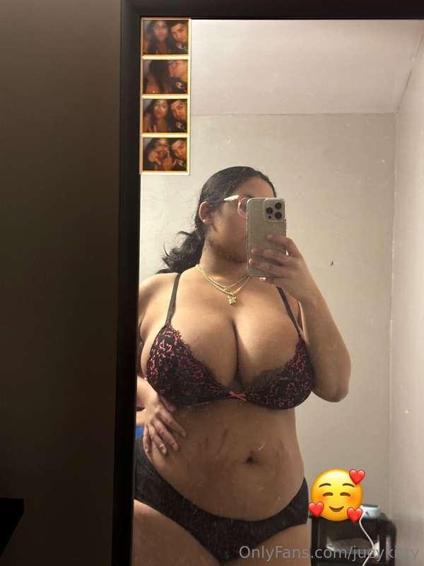 Too big 🤤🤤🤤