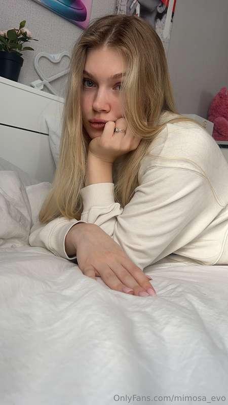 I really wish for someone strong by my side, to feel his war..