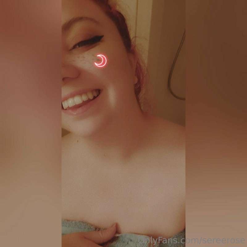 Just going to drop a selfie here