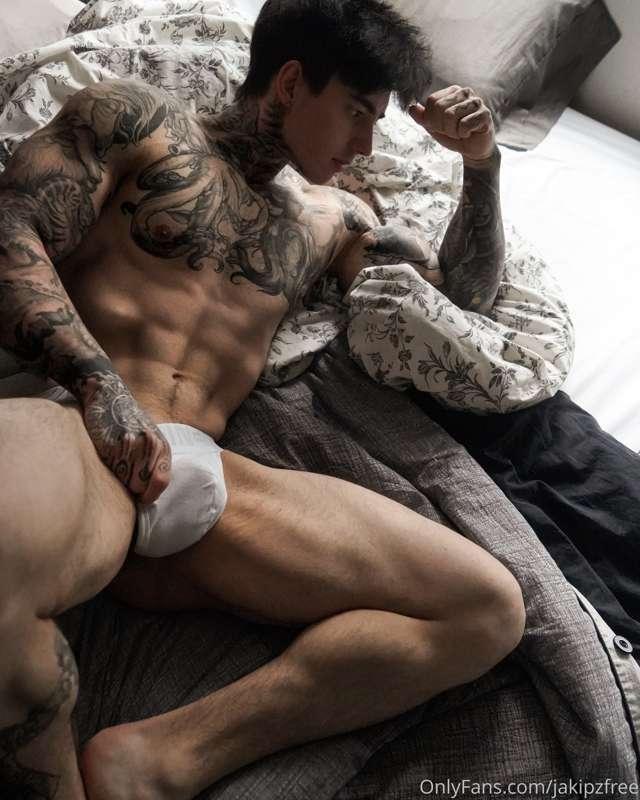 Get your ass over here, Its time for you to play with my big..