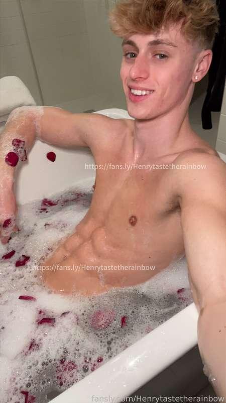 henrytastetherainbow image #1