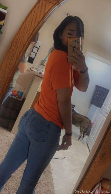 I love Levi’s 😚