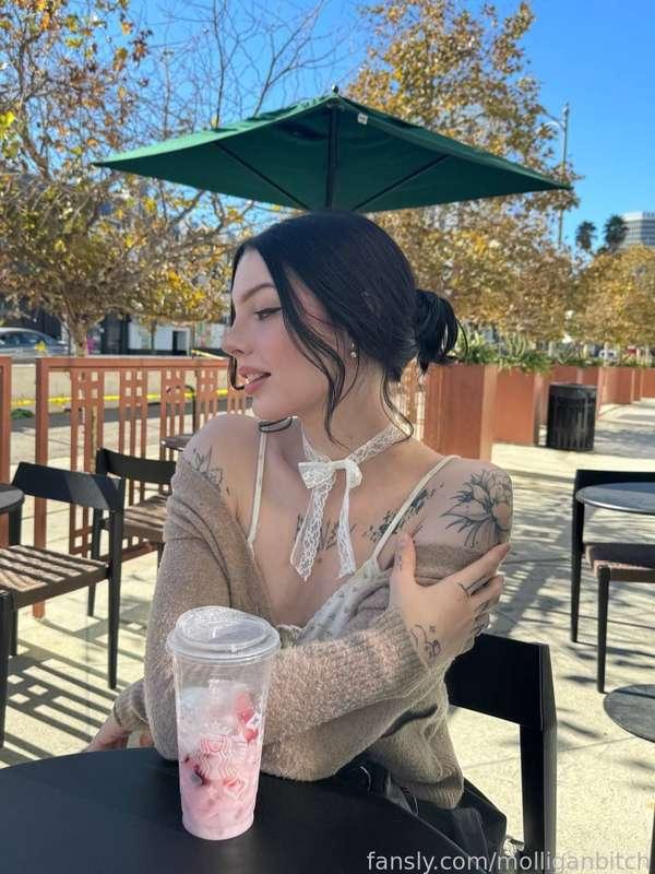 Sunny days are the best 💕


#fyp #trans #transgirl #mtf #transgender #mommy #shemale #femdom #findom #fetish #cutegirl