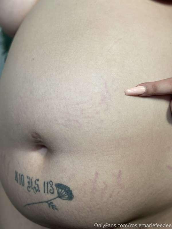 Peep the new stretch marks!
