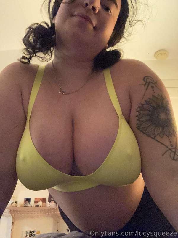 New bra is too small 🥴