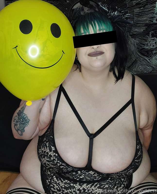 What would you give to swap places with my balloon?