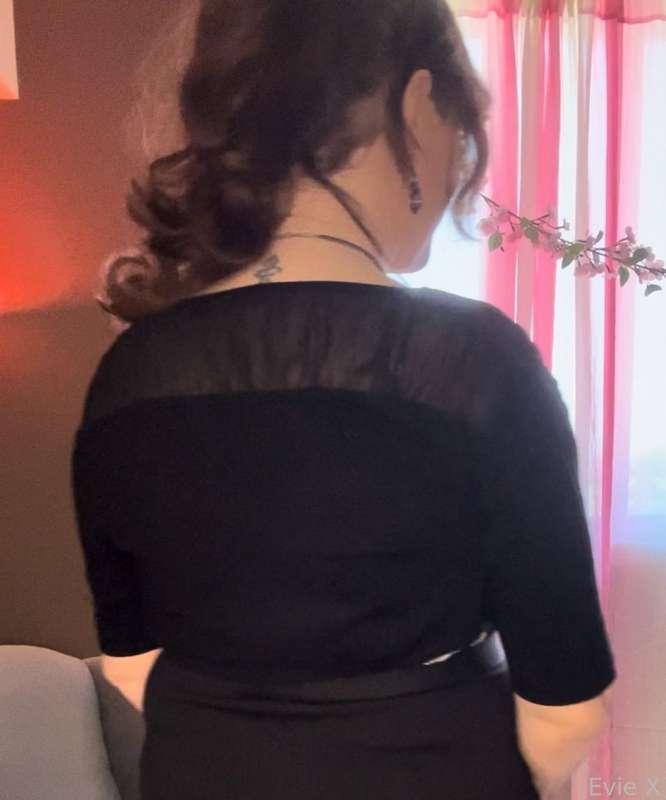 evie_x image #1