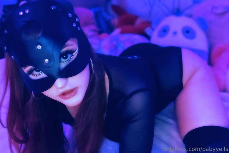 needing you like a happy kitten🐾