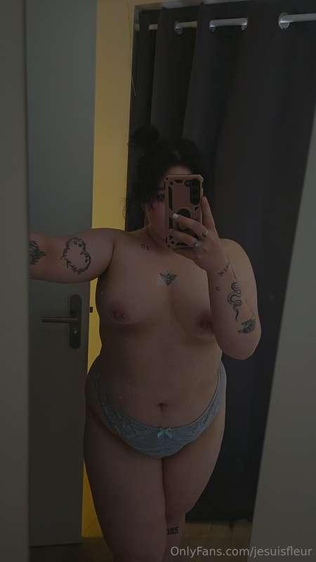 I love nakey mornings🥰