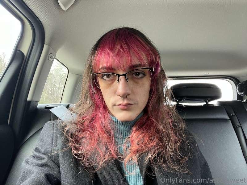 this bra did NOT fit 3 months ago, ain’t that just the crazi..