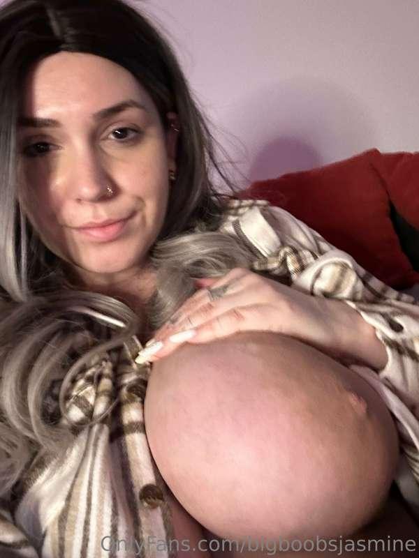 Did I tell you what I call my boobs? 😉😈🫦🔞🔥