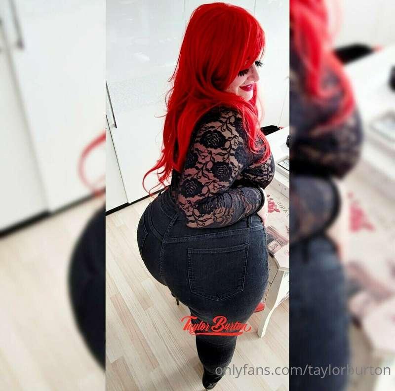Do you like my booty in jeans?