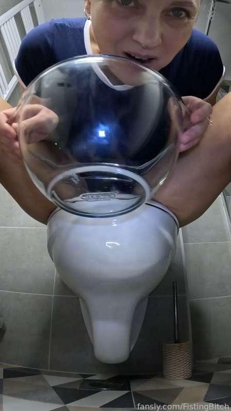 fistingbitch image #2