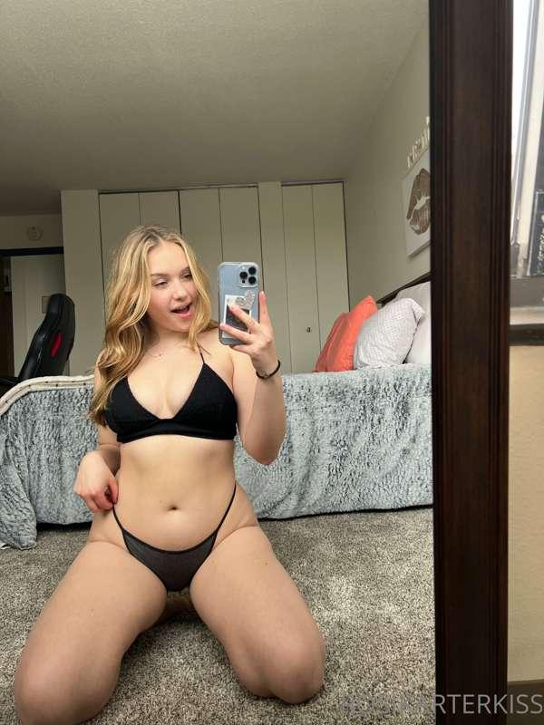 Don’t forget, the panty raffle ends today!!! 😊