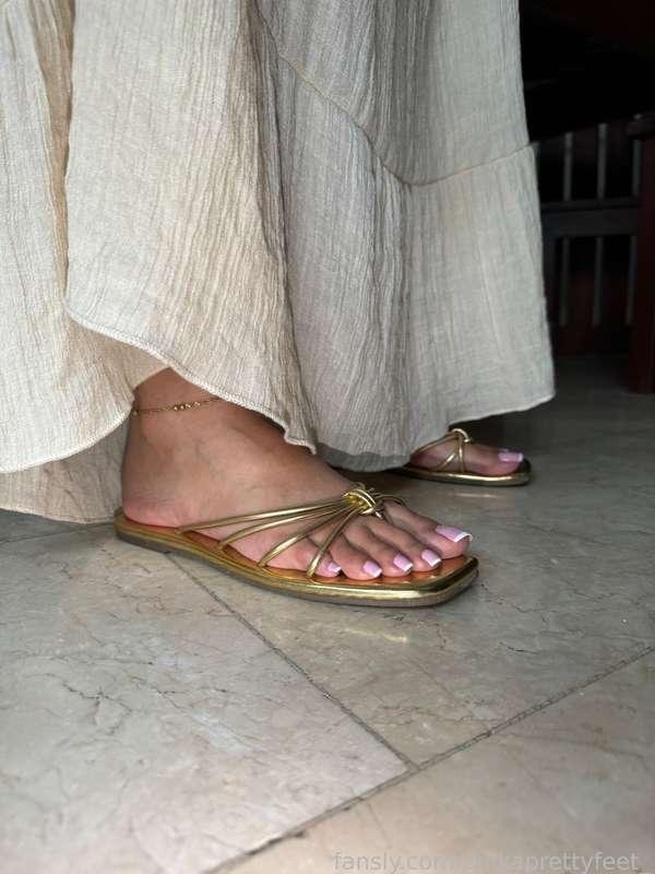 anikaprettyfeet_ image #10