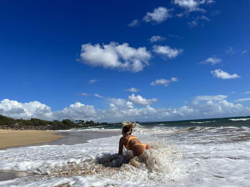 honeygirldripping image #0