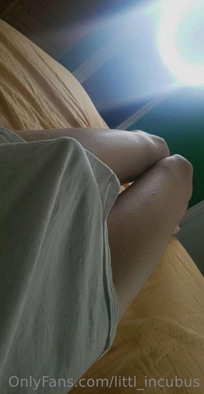 The throbbing surprise underneath my shirt~♡