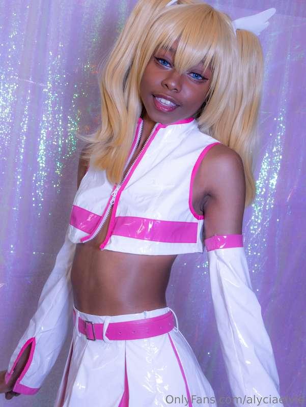 alyciaelvie image #8