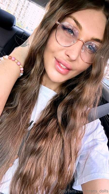 I love my curls so much👩🏻‍🦱, I feel so cute and pretty💙! Do ..