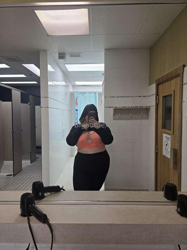 Another selfie gym 👀