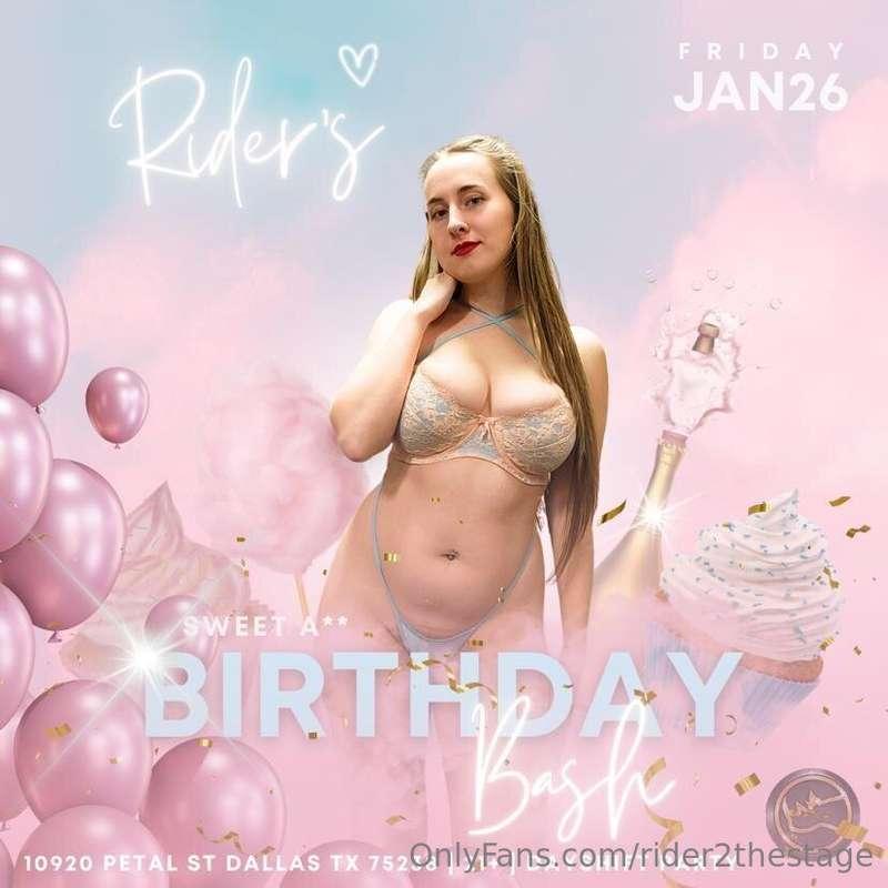 look at this adorable invite my friend made for me 🥰 soooo a..