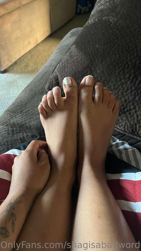 Some feet for ya ;)   My poor nails 😭 I got a pedicure like ..