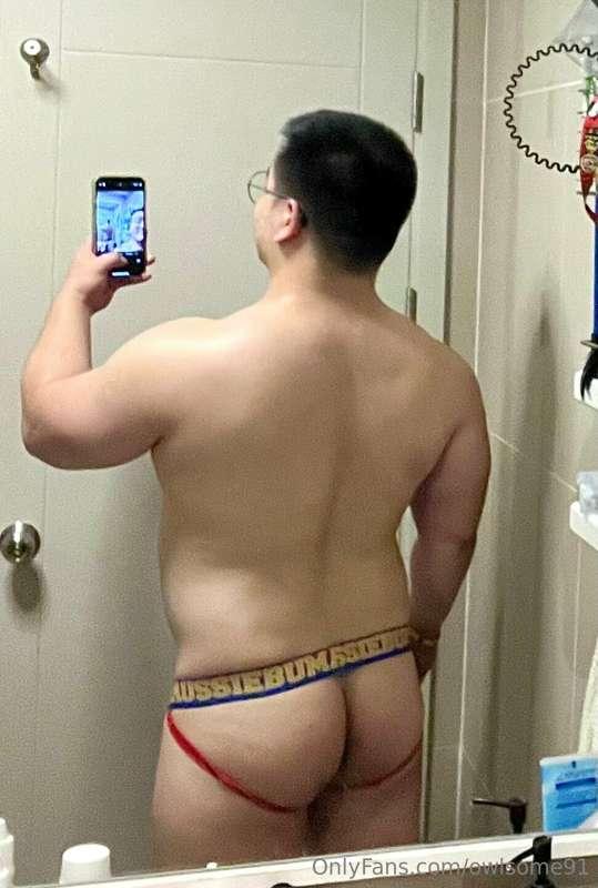Red jock 😍😍