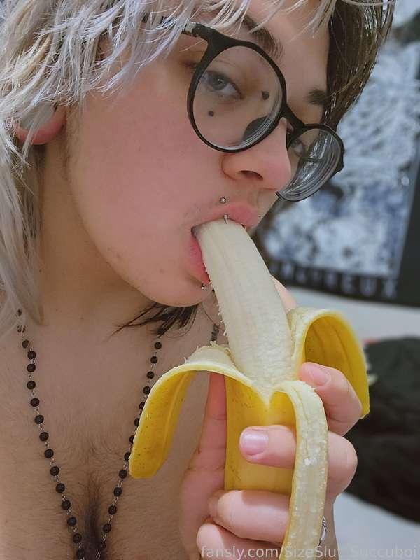sizeslut_succuboi image #2