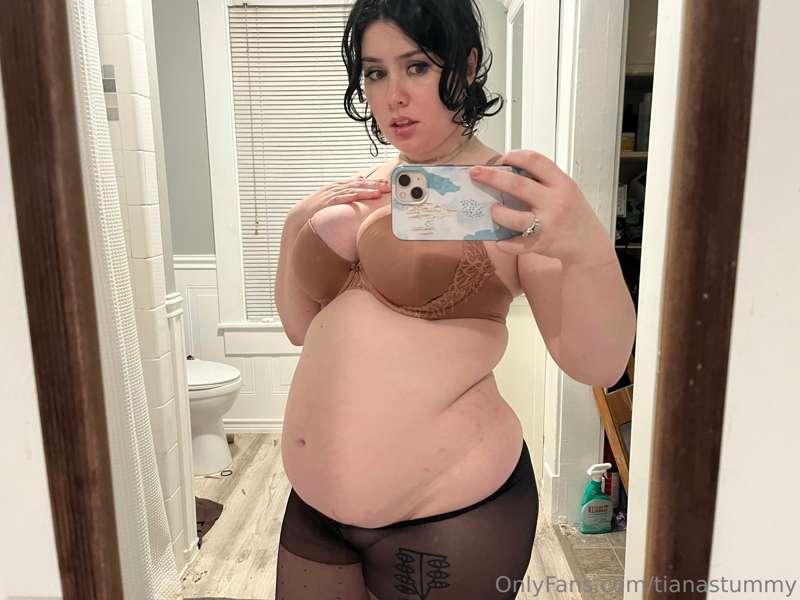 tianastummy image #3