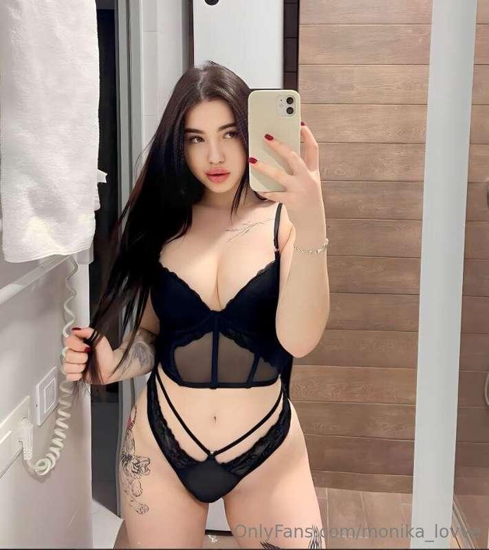 🔥 STOP SCROLLING🔥  
She  @secret_roxy needs your cock more t..