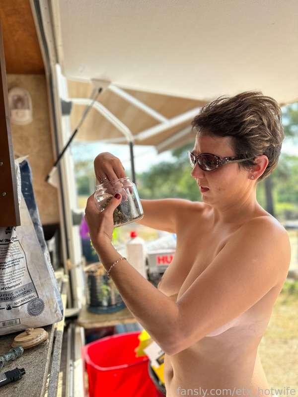 etx_hotwife image #4