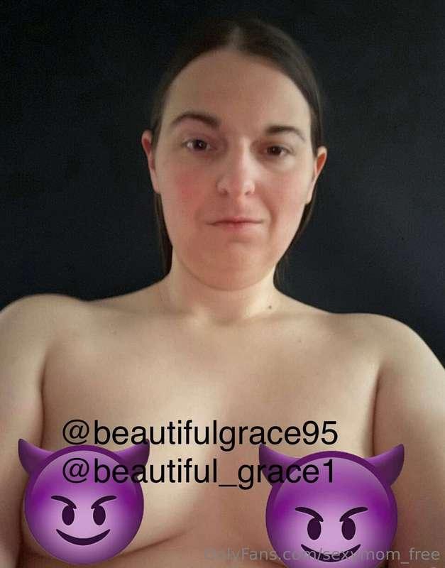 Cum subscribe to see how naughty Grace can be. Daily content..