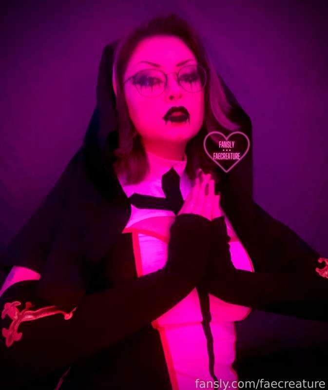 the nun set is finally here🖤 a bunch of lewds and shots of the costume and selfies for subs, spicier PPV version with pasties, ball gag and pentagram harness and my pretty pussy lit up in pink lights💗 35 second spanking with the cross crop for a tip💕
•
•
**Full length nun vid is still coming!! will be uploaded separately when it's done**
•
•
•
•
#nun #nuncostume #nuncosplay #nunlingerie #goth #fyp #blacklipstick #messymakeup #gothic #gothgirl #gothgirls #altgirl #alt #altgirls #spanking #crop #whip #whipping #pasties #ass #piercings #halter #piercedgirls #girlswithpiercings #bellypiercing #whitestockings #stockings #thighhighs #thighsocks #glasses #girlswithglasses #ballgag #gag #spit #pinklighting #LEDlighting #pinkaesthetic #redaesthetic #tattoos #tattooedgirls #girlswithtattoos #domme #longnails #garterbelt #tummy