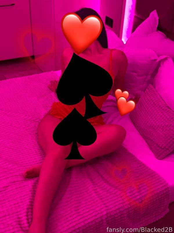 blacked2b image #2