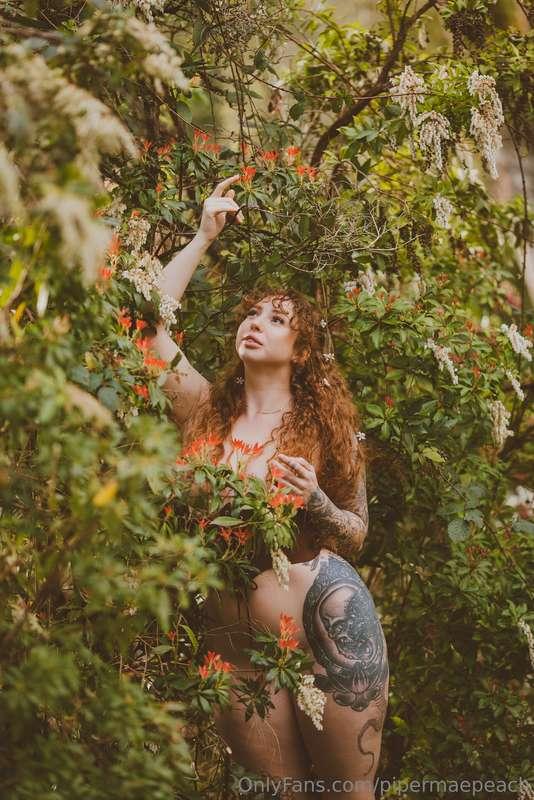 Forest fairy by day… naughty nymph by night 🌿😈 Who’s ready t..
