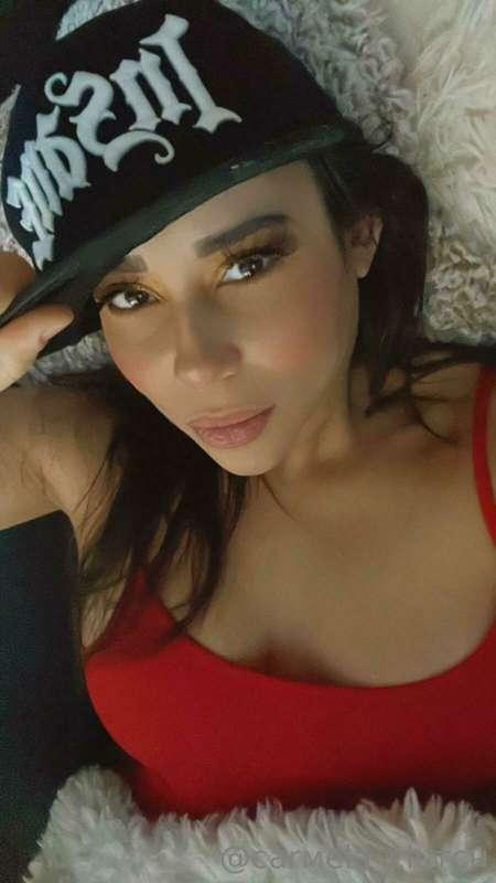 You can never go wrong with a hat 🤣
