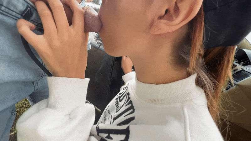 This is one of my very first blowjob videos - me 18yo 🥰

#blowjob #suck #cumshot #petite #babe #young #cute #innocent #teen #schoolgirl #fyp #gif #free #fansly #outdoor #public #car #petite 