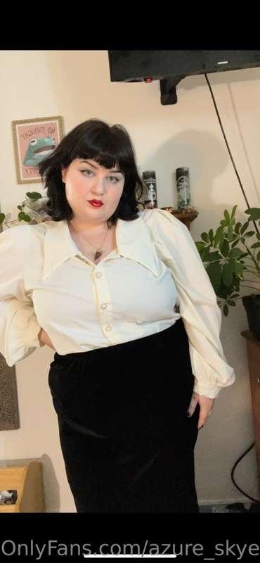 Fishnets=business casual? Perhaps?