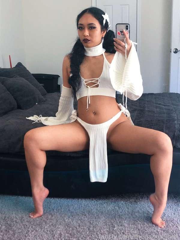 theeangelinex image #6
