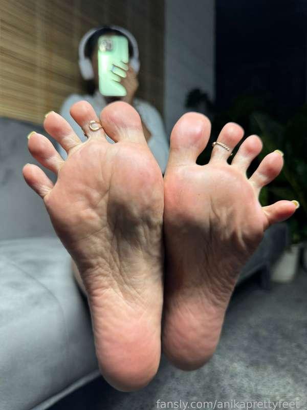 anikaprettyfeet_ image #27