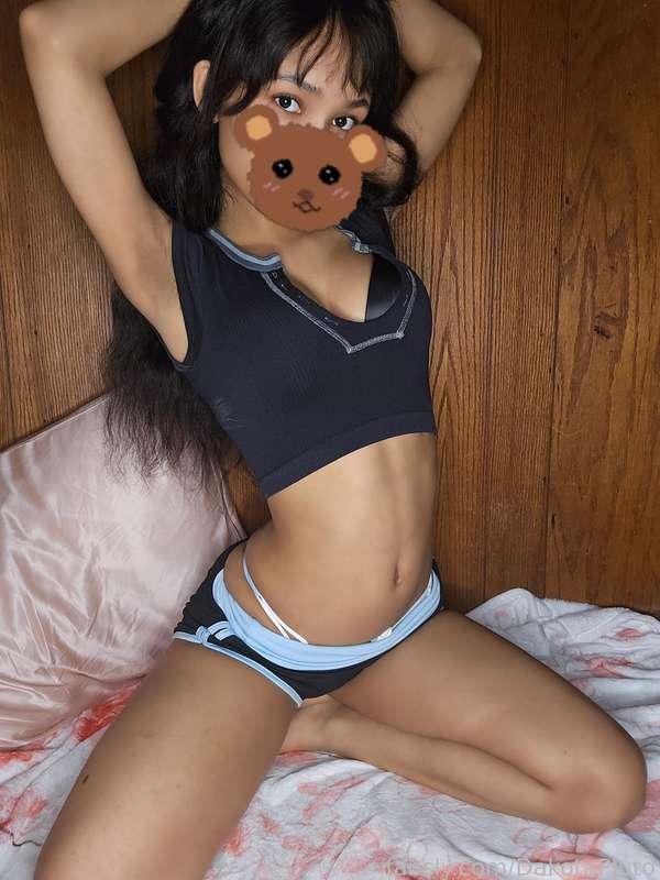 Grab my arms and pin me down?

#teen #petite #barelylegal #18 #young #skinny #cute #tiny #18yo #pussy