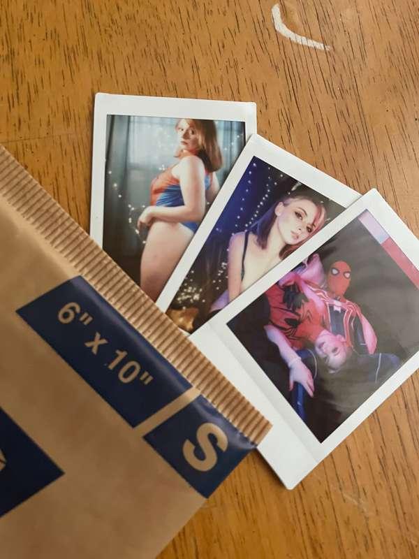 Intimates and poloroid orders have been sent!
