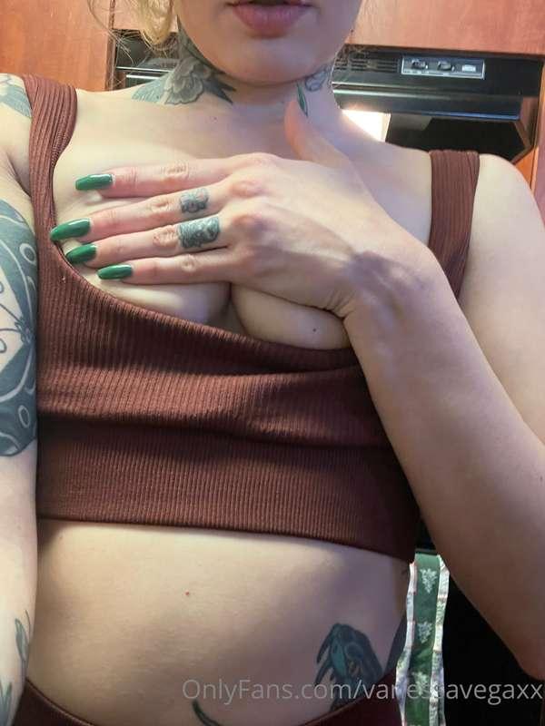 vanessavegaxx image #0